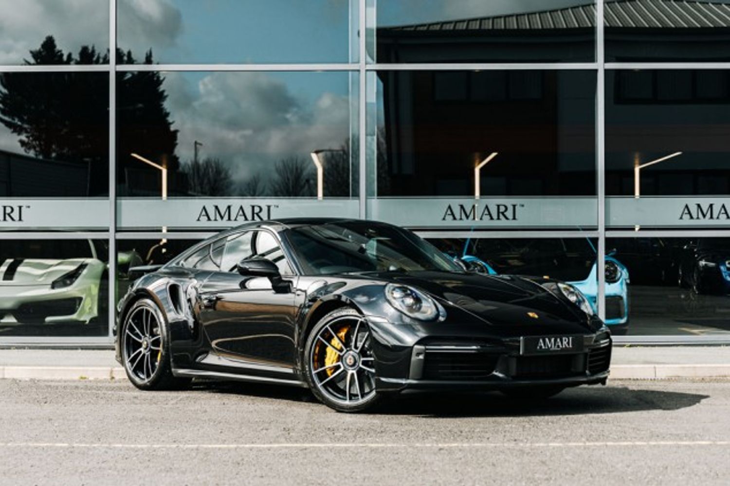 PORSCHE 911 COUPE 3.7 TURBO S PDK 2DR SEMI AUTOMATIC