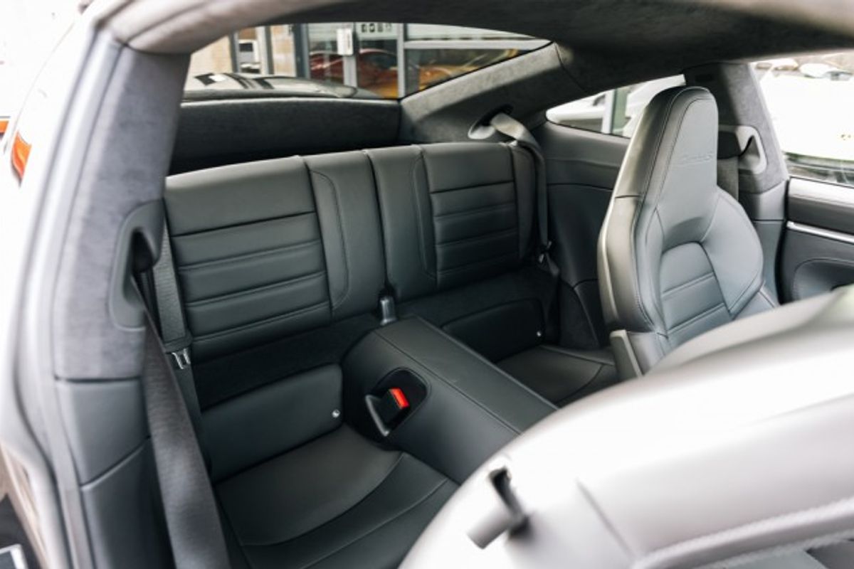 PORSCHE 911 COUPE 3.7 TURBO S PDK 2DR SEMI AUTOMATIC