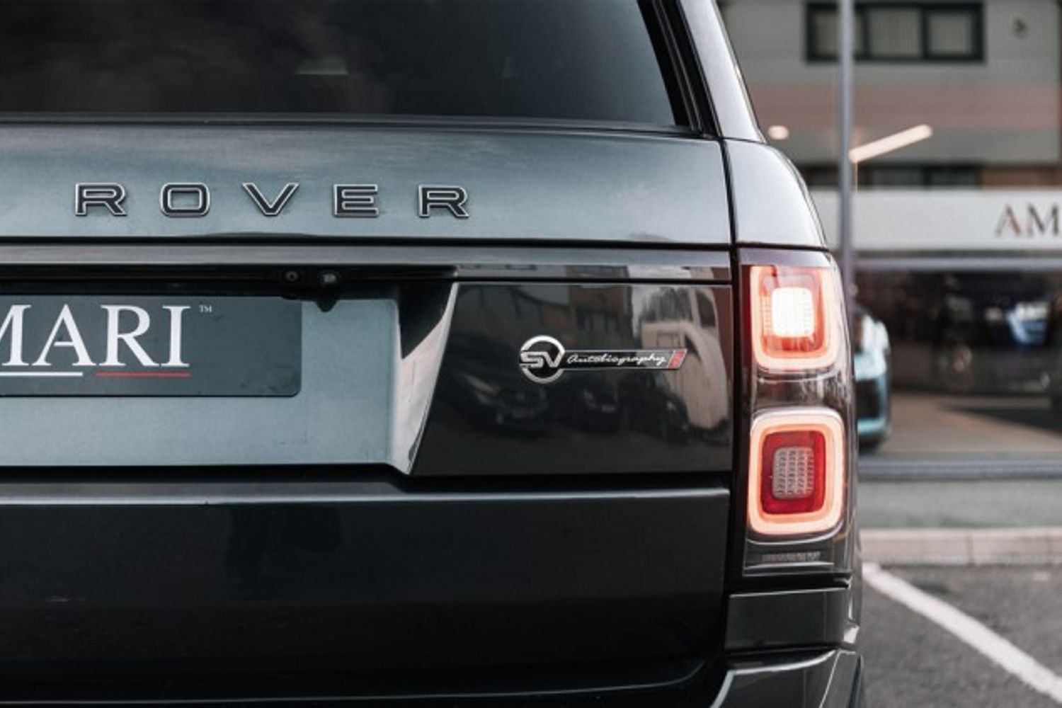 LAND ROVER RANGE ROVER ESTATE 5.0 V8 SVAUTOBIOGRAPHY DYNAMIC 5DR AUTOMATIC
