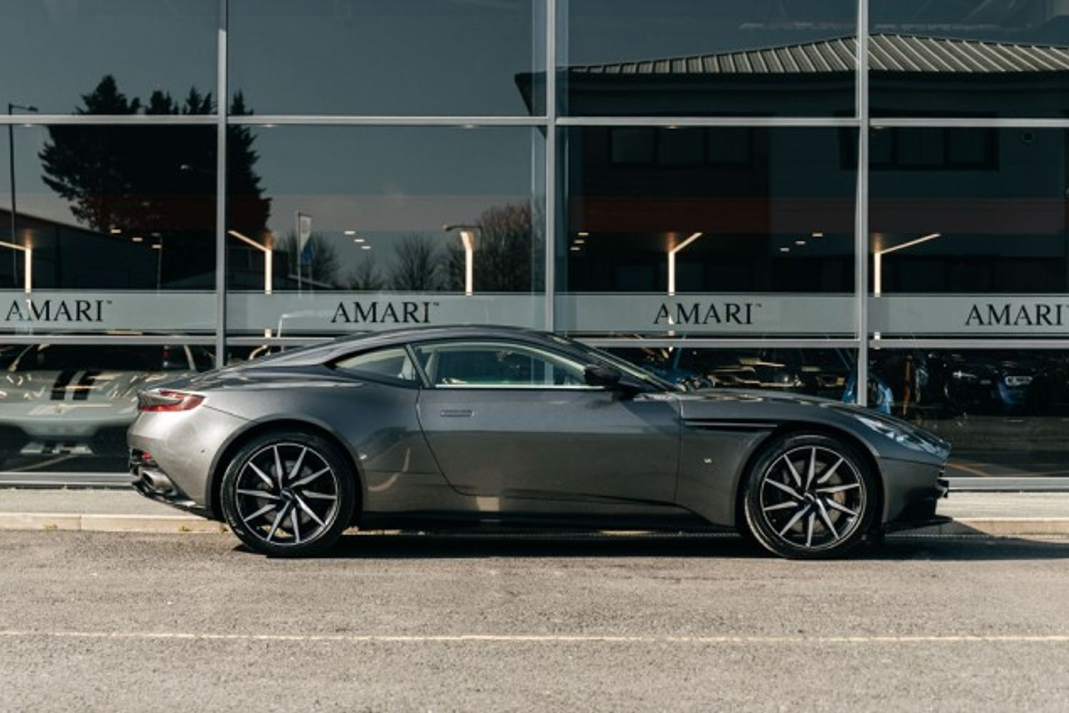 ASTON MARTIN DB11 COUPE 5.2 V12 2DR AUTOMATIC
