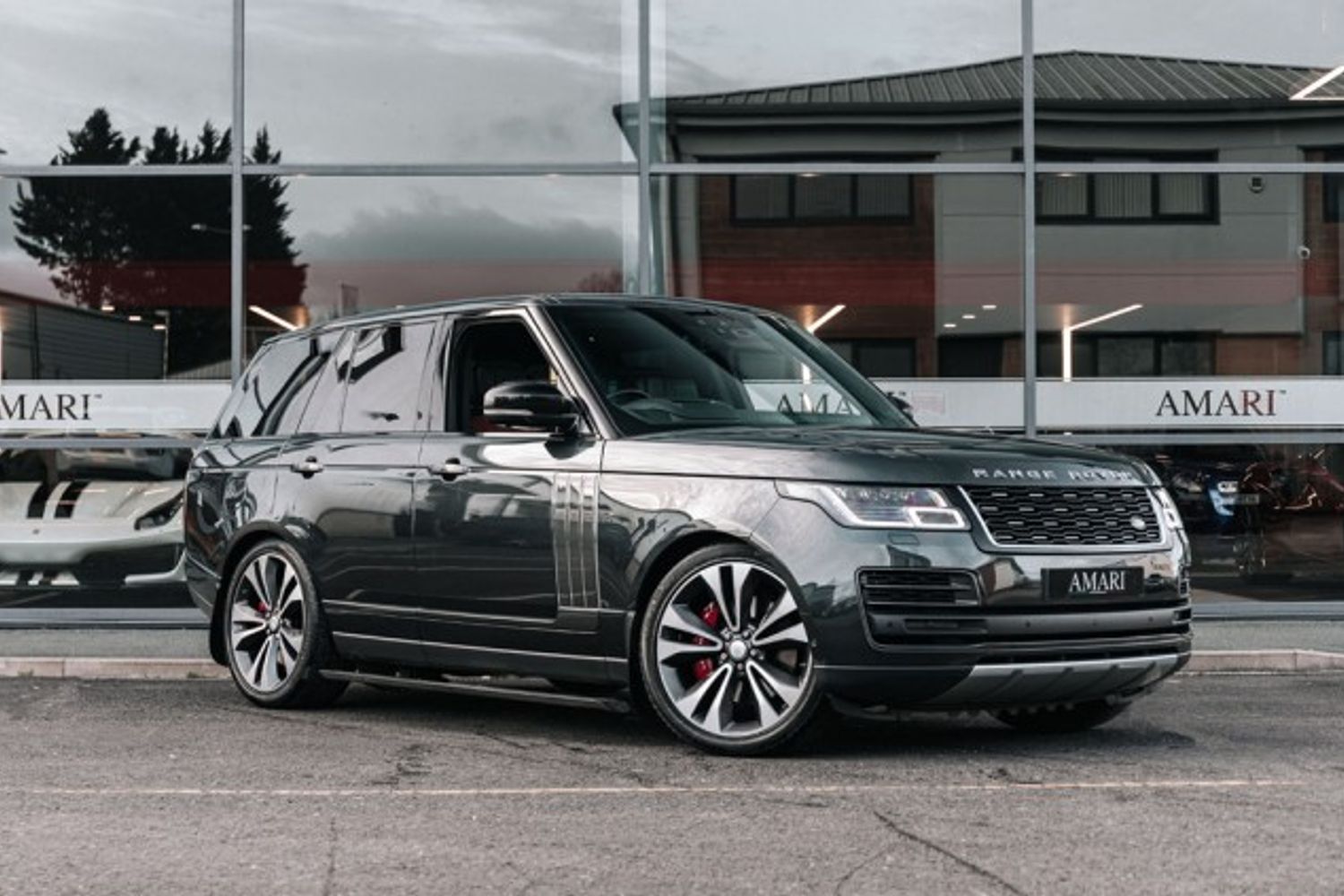 LAND ROVER RANGE ROVER ESTATE 5.0 V8 SVAUTOBIOGRAPHY DYNAMIC 5DR AUTOMATIC