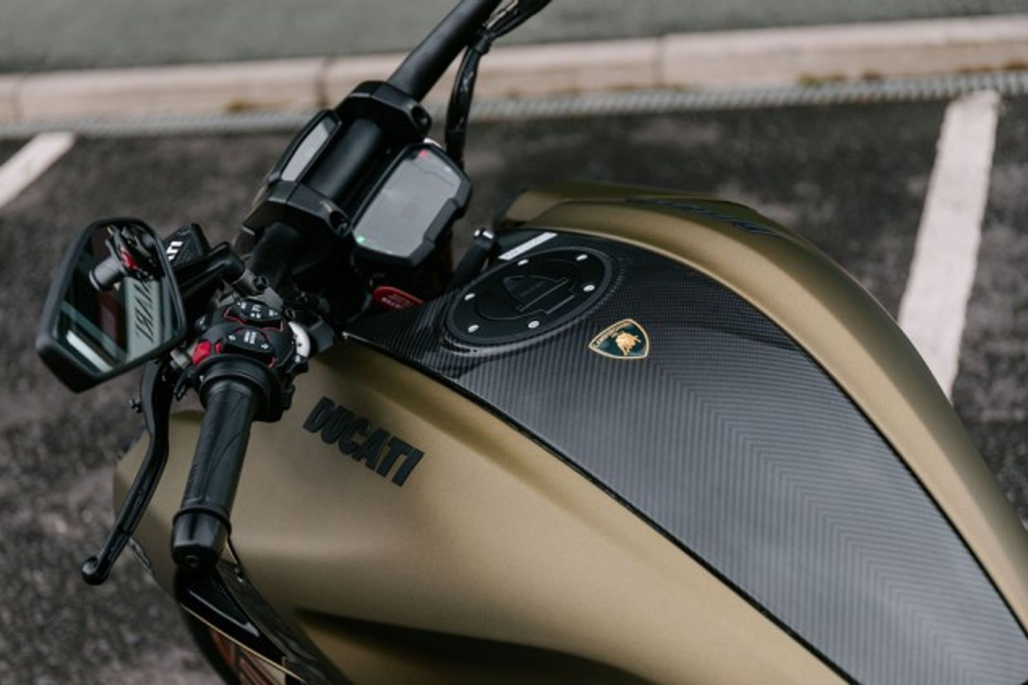 DUCATI Diavel 1260 Lamborghini Lamborghini