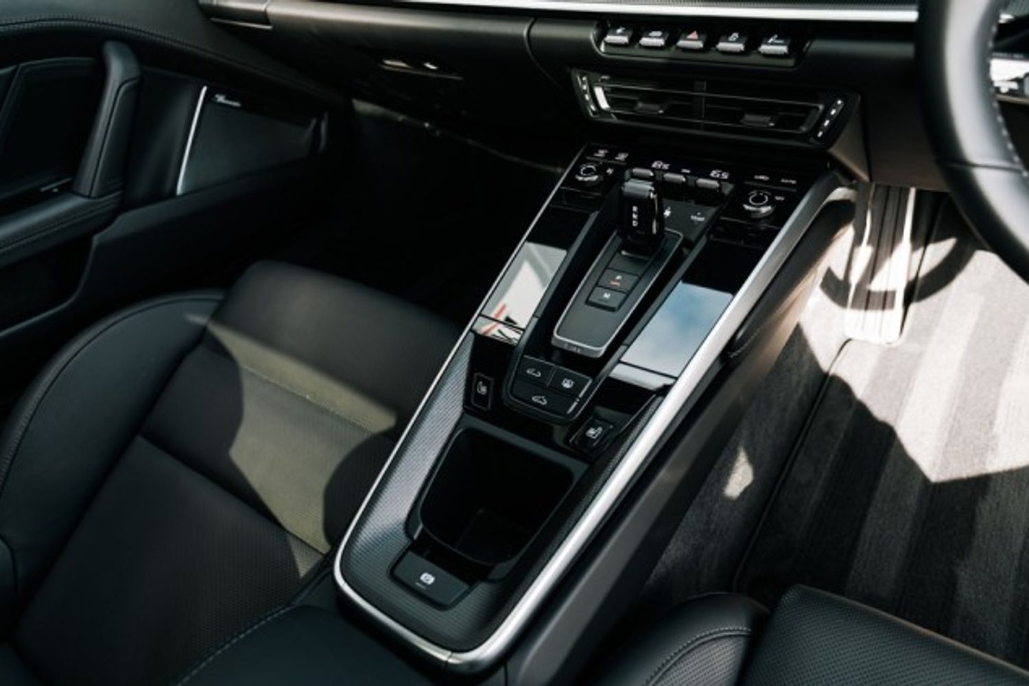 PORSCHE 911 COUPE 3.7 TURBO S PDK 2DR SEMI AUTOMATIC
