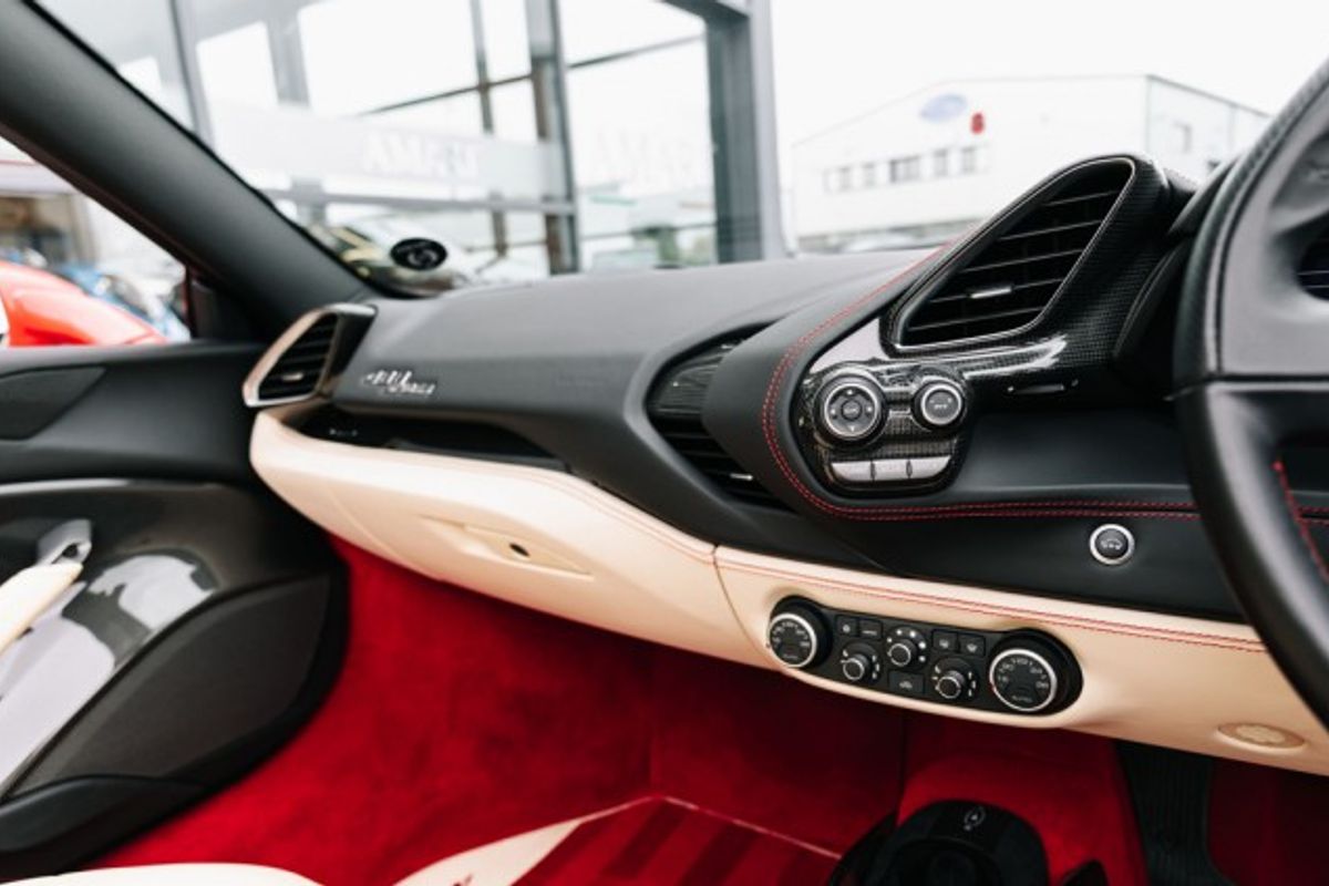 FERRARI 488 CONVERTIBLE 3.9 SPIDER 2DR SEMI AUTOMATIC