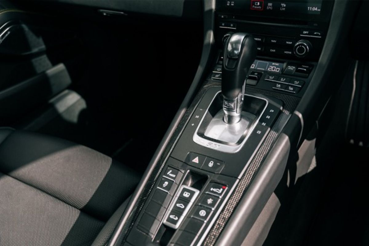 PORSCHE 911 COUPE 3.8 TURBO S PDK 2DR SEMI AUTOMATIC