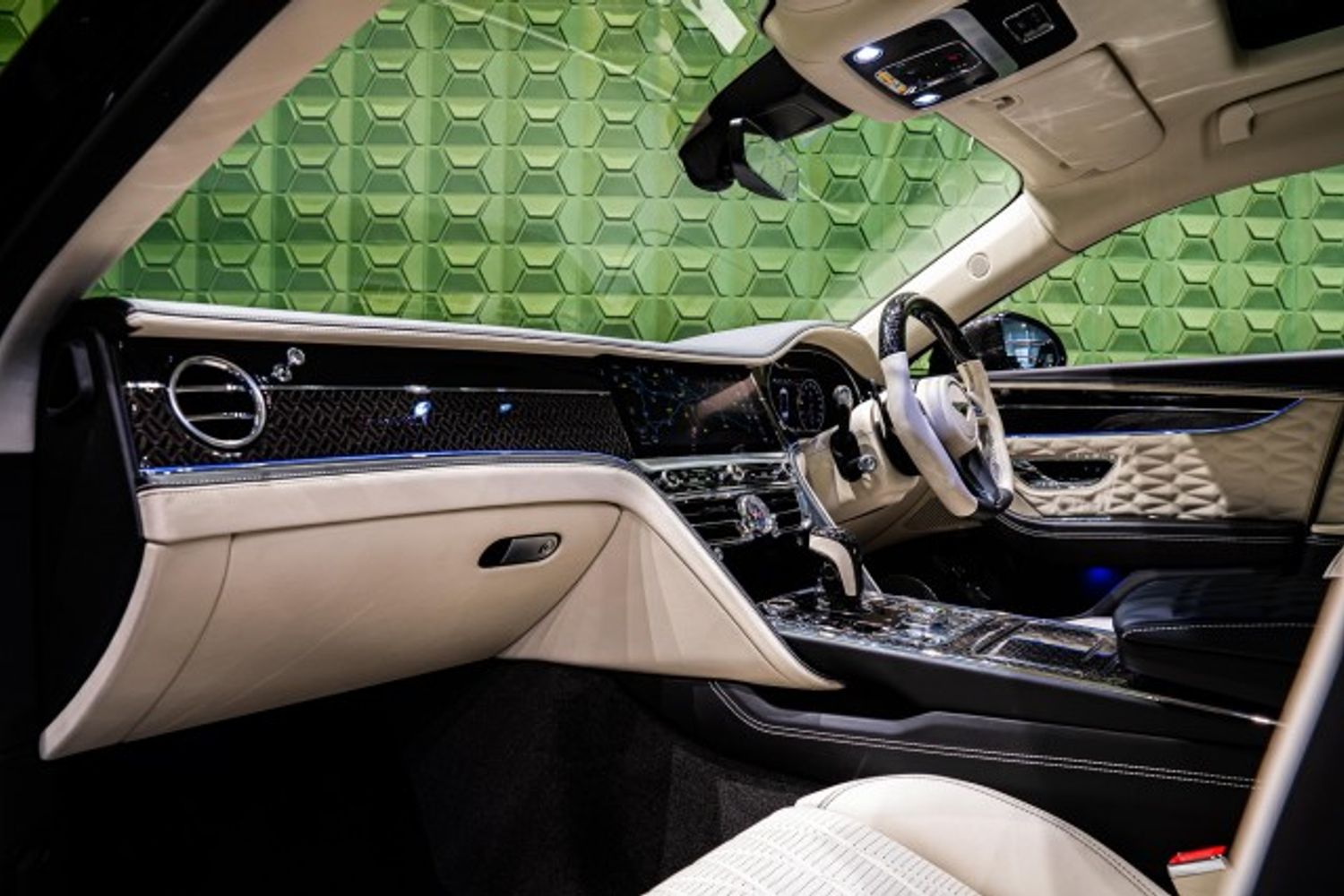 BENTLEY FLYING SPUR SALOON 4.0 V8 4DR AUTOMATIC