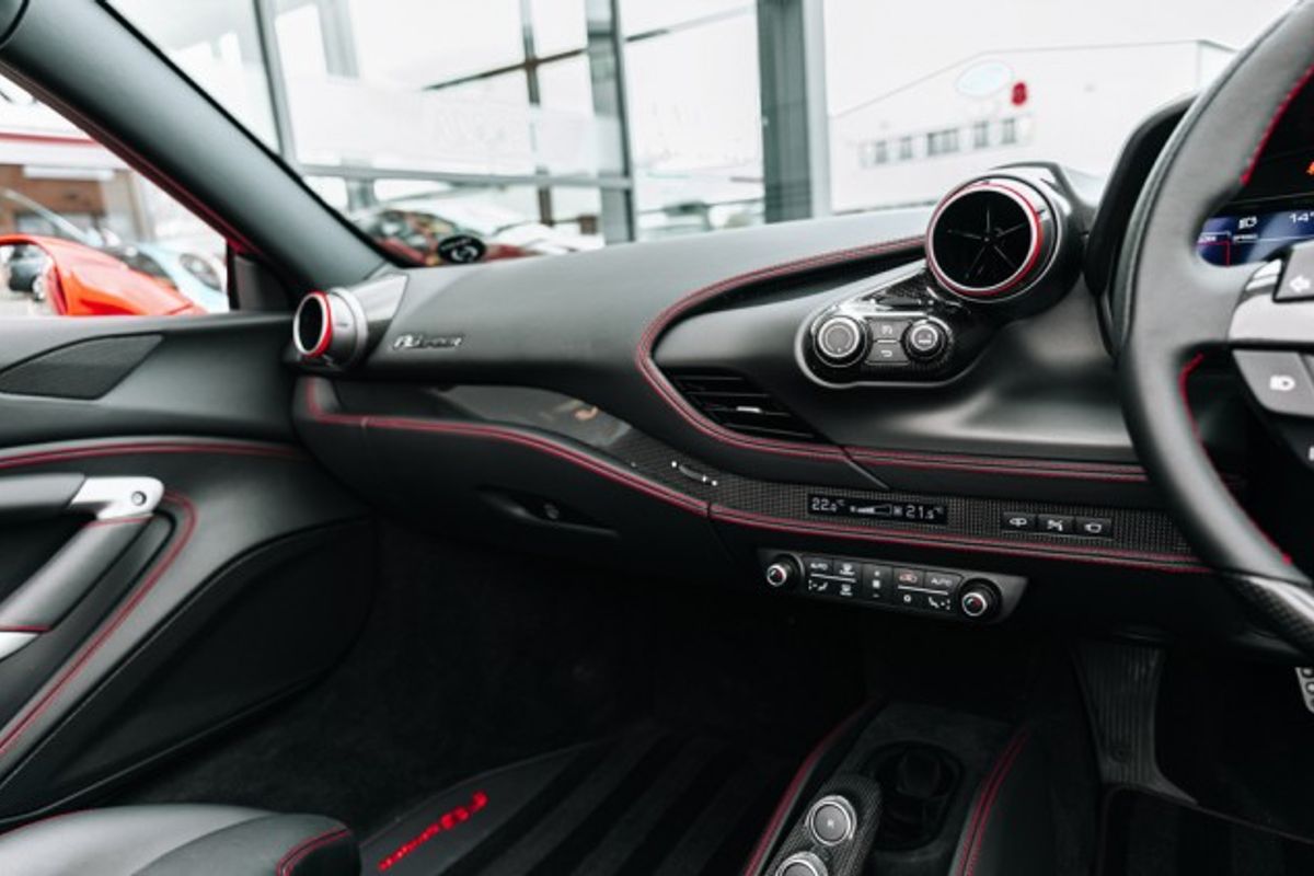 FERRARI F8 SPIDER CONVERTIBLE 3.9 SPIDER 2DR SEMI AUTOMATIC