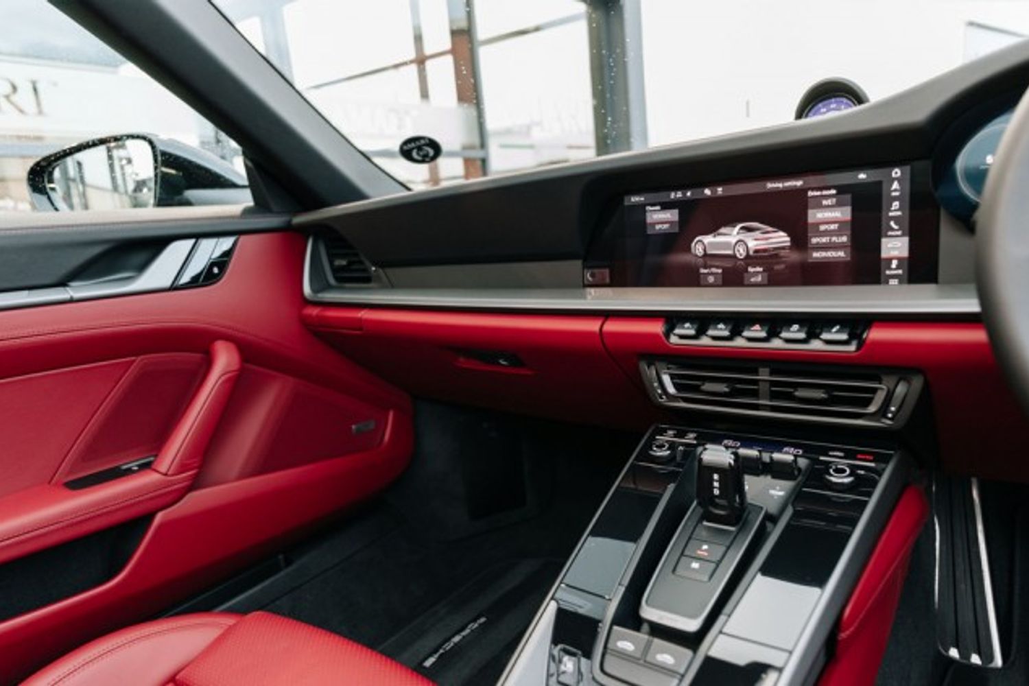 PORSCHE 911 CONVERTIBLE 992 3.0 TARGA 4S 2DR