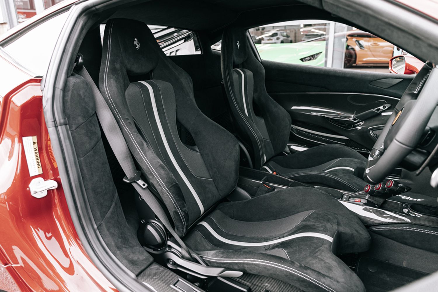 FERRARI 488 PISTA VS COUPE 3.9 VS 2DR SEMI AUTOMATIC