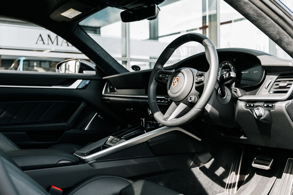 PORSCHE 911 COUPE 3.7 TURBO S PDK 2DR SEMI AUTOMATIC