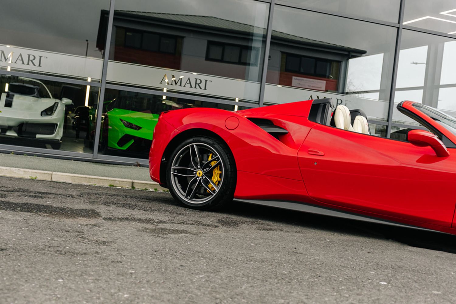 FERRARI 488 CONVERTIBLE 3.9 SPIDER 2DR SEMI AUTOMATIC