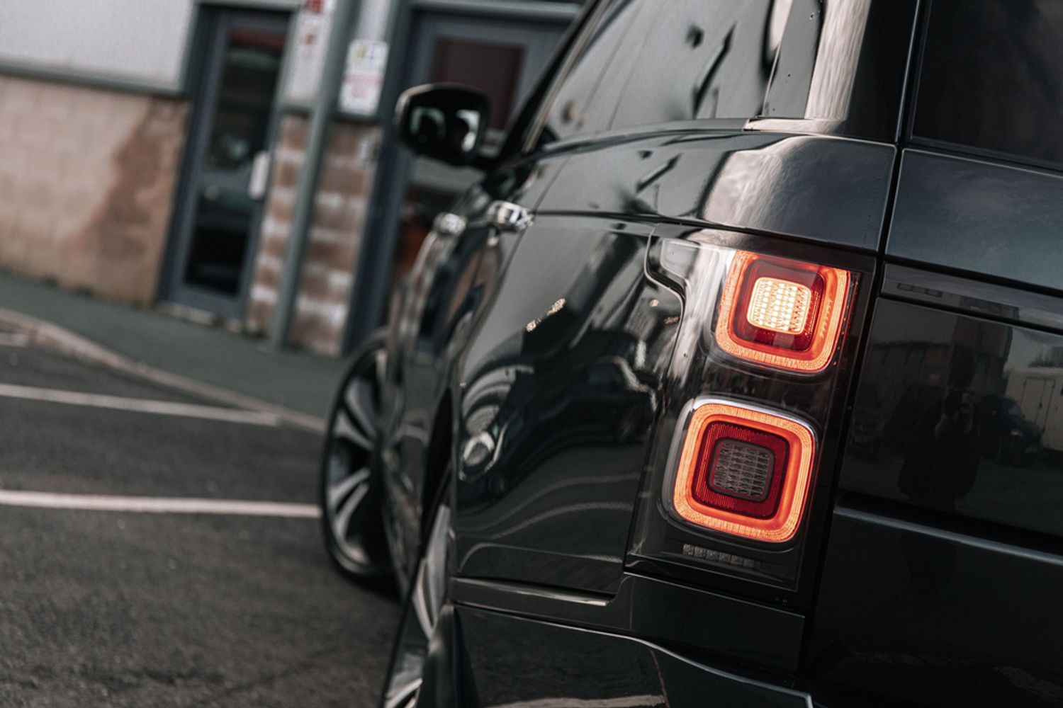 LAND ROVER RANGE ROVER ESTATE 5.0 V8 SVAUTOBIOGRAPHY DYNAMIC 5DR AUTOMATIC