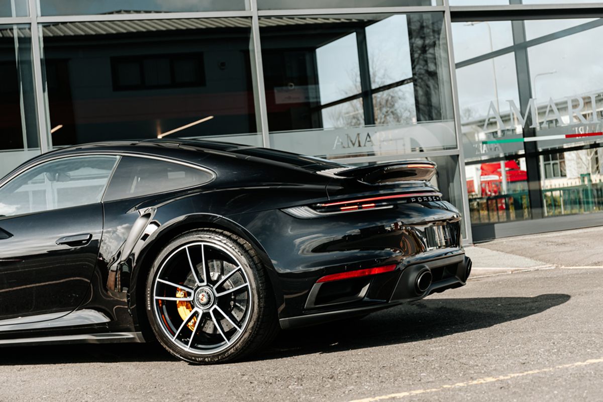 PORSCHE 911 COUPE 3.7 TURBO S PDK 2DR SEMI AUTOMATIC