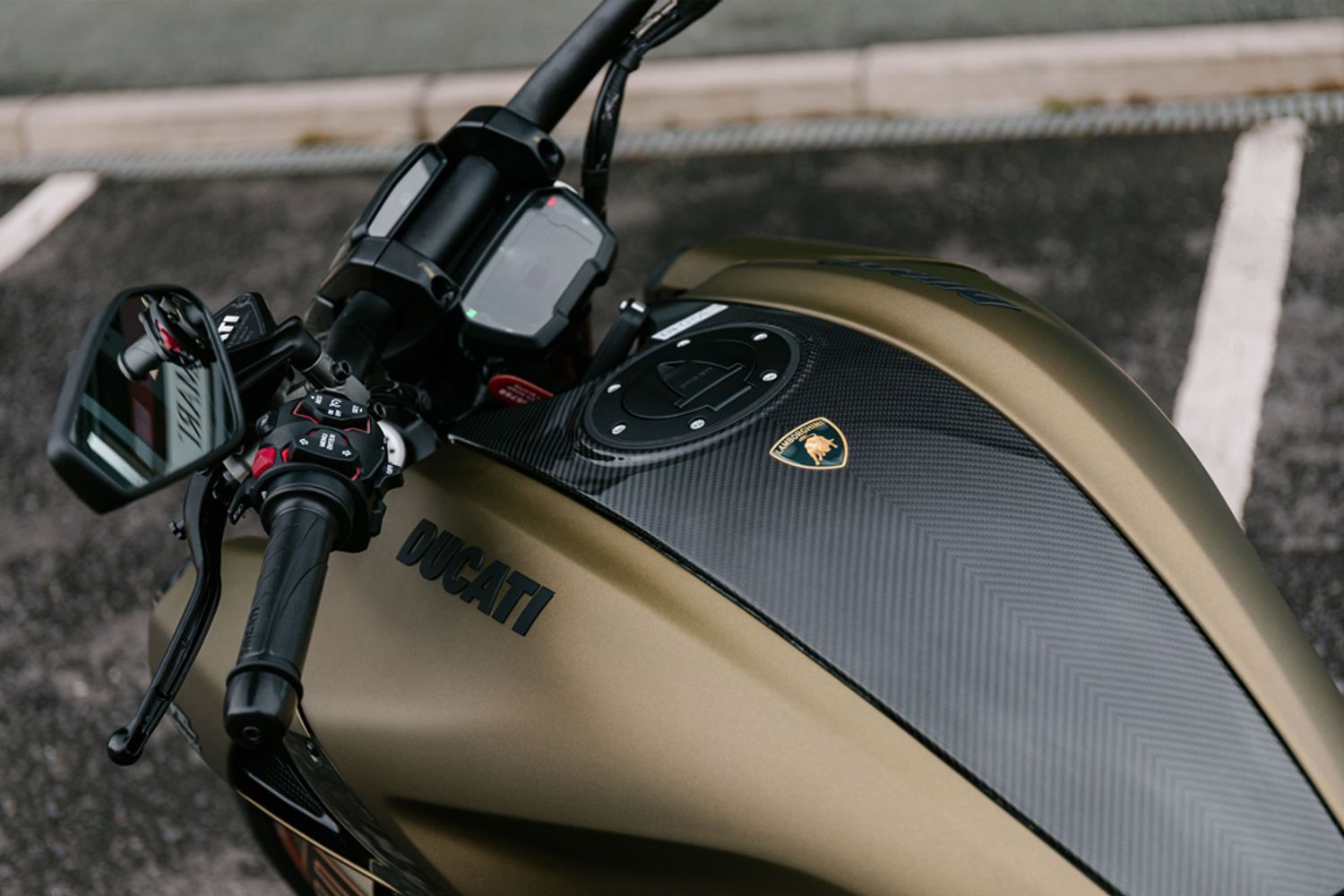 DUCATI Diavel 1260 Lamborghini Lamborghini
