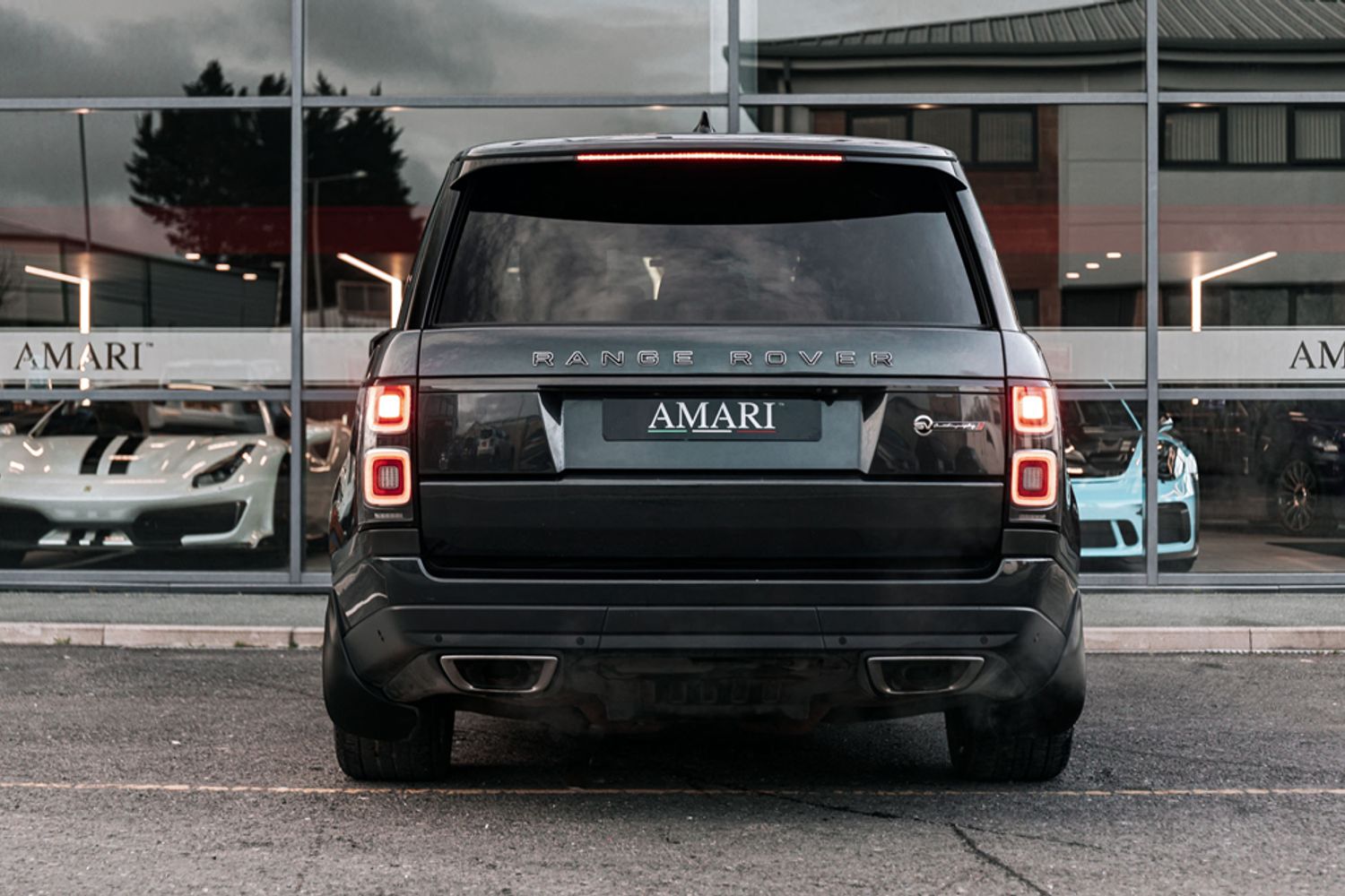 LAND ROVER RANGE ROVER ESTATE 5.0 V8 SVAUTOBIOGRAPHY DYNAMIC 5DR AUTOMATIC