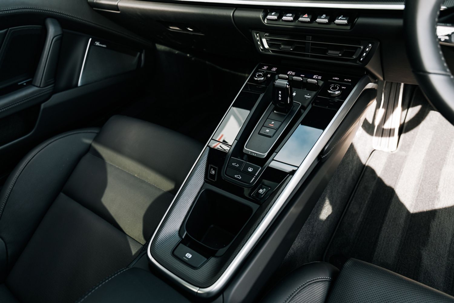 PORSCHE 911 COUPE 3.7 TURBO S PDK 2DR SEMI AUTOMATIC