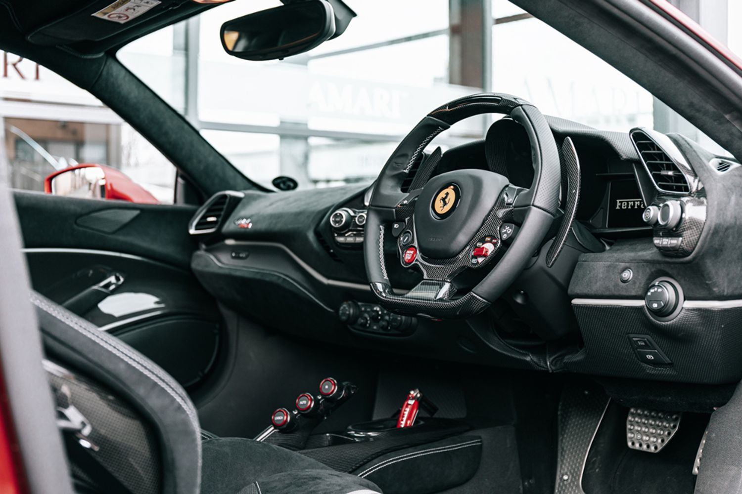 FERRARI 488 PISTA VS COUPE 3.9 VS 2DR SEMI AUTOMATIC