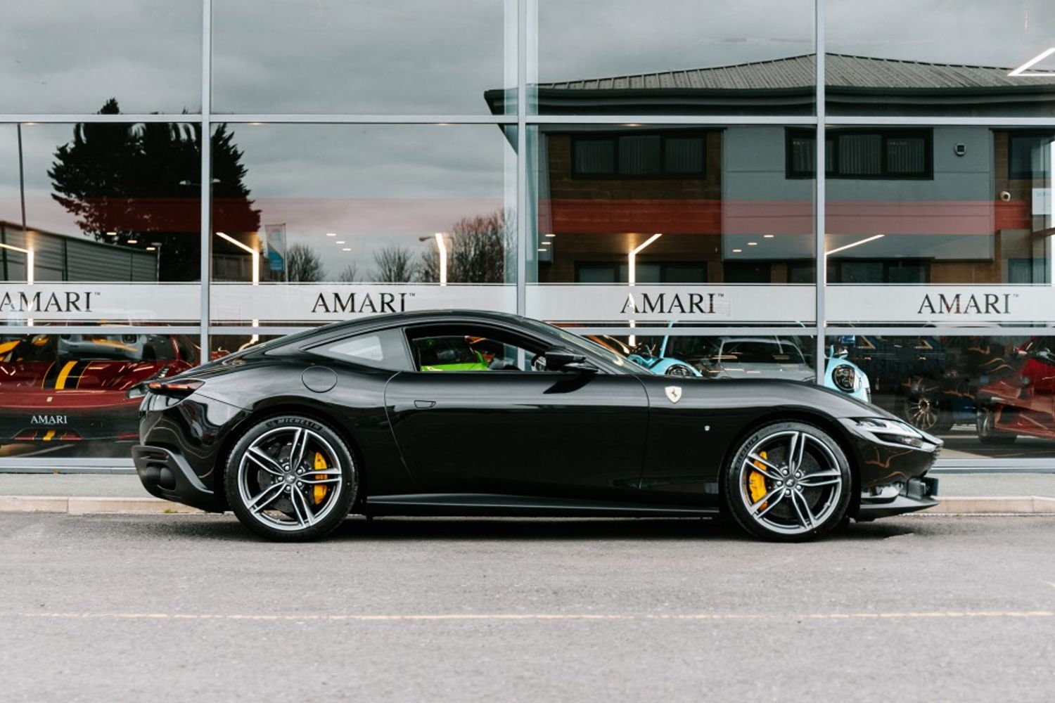 FERRARI ROMA COUPE 3.9 BASE 2DR SEMI AUTOMATIC