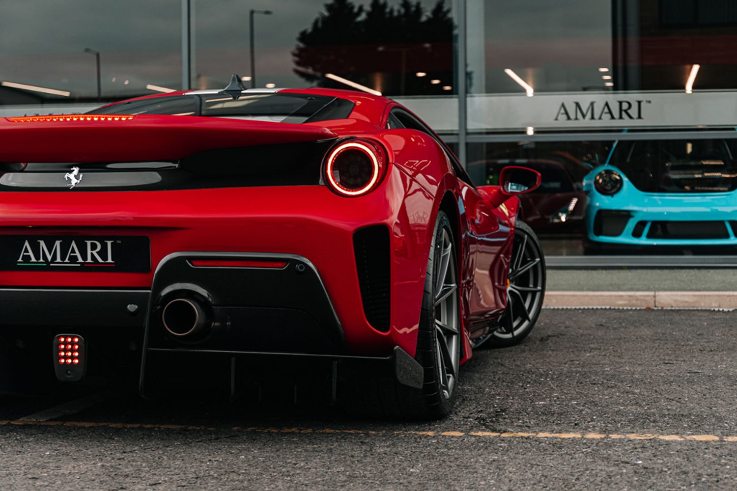 FERRARI 488 PISTA VS COUPE 3.9 VS 2DR SEMI AUTOMATIC