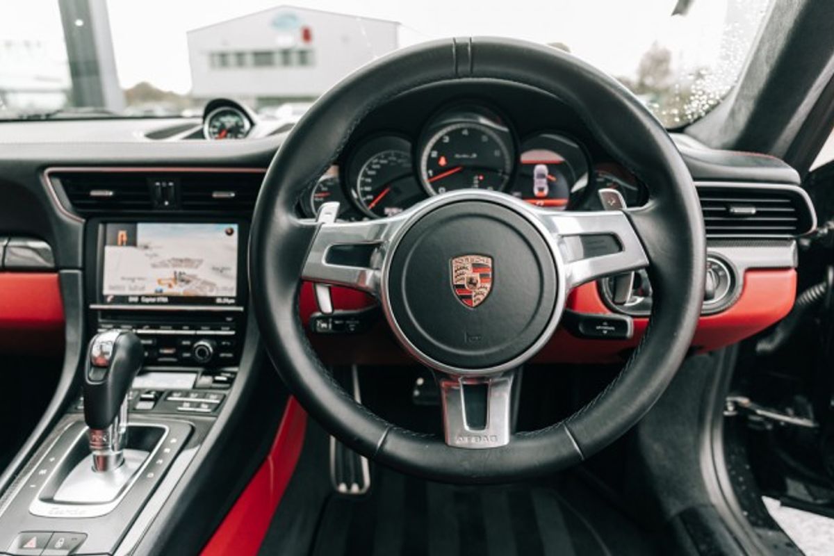 PORSCHE 911 COUPE 3.8 TURBO S PDK 2DR SEMI AUTOMATIC