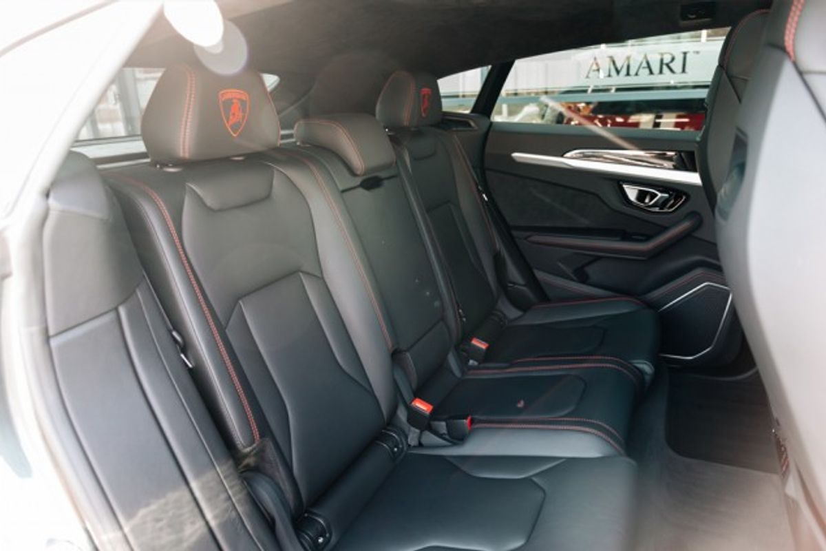 LAMBORGHINI URUS ESTATE 4.0 V8 5DR AUTOMATIC