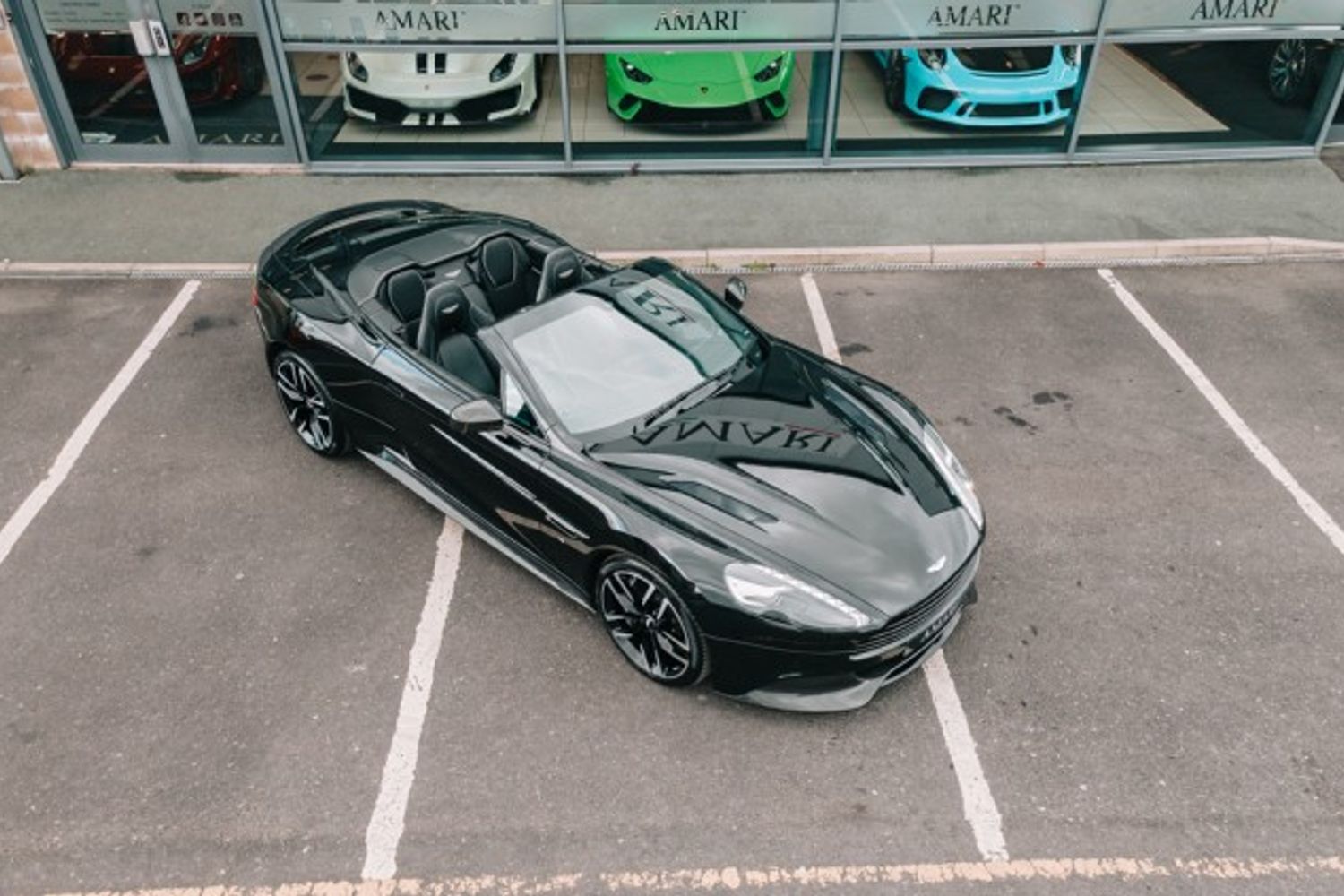 ASTON MARTIN VANQUISH CONVERTIBLE Carbon Black 5.9 V12 2DR AUTOMATIC
