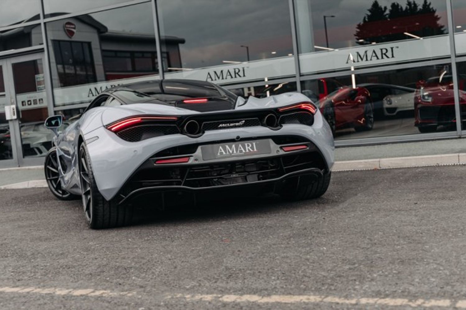 MCLAREN 720S V8 SSG COUPE 4.0 V8 SSG 2DR SEMI AUTOMATIC