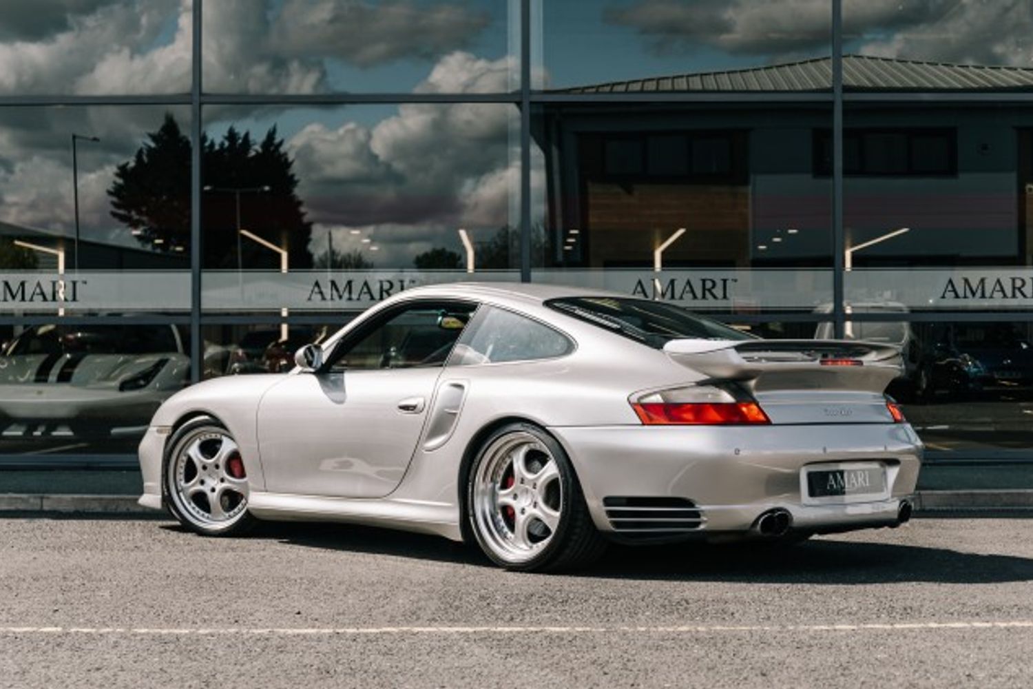PORSCHE 911 COUPE 3.6 TURBO 2DR