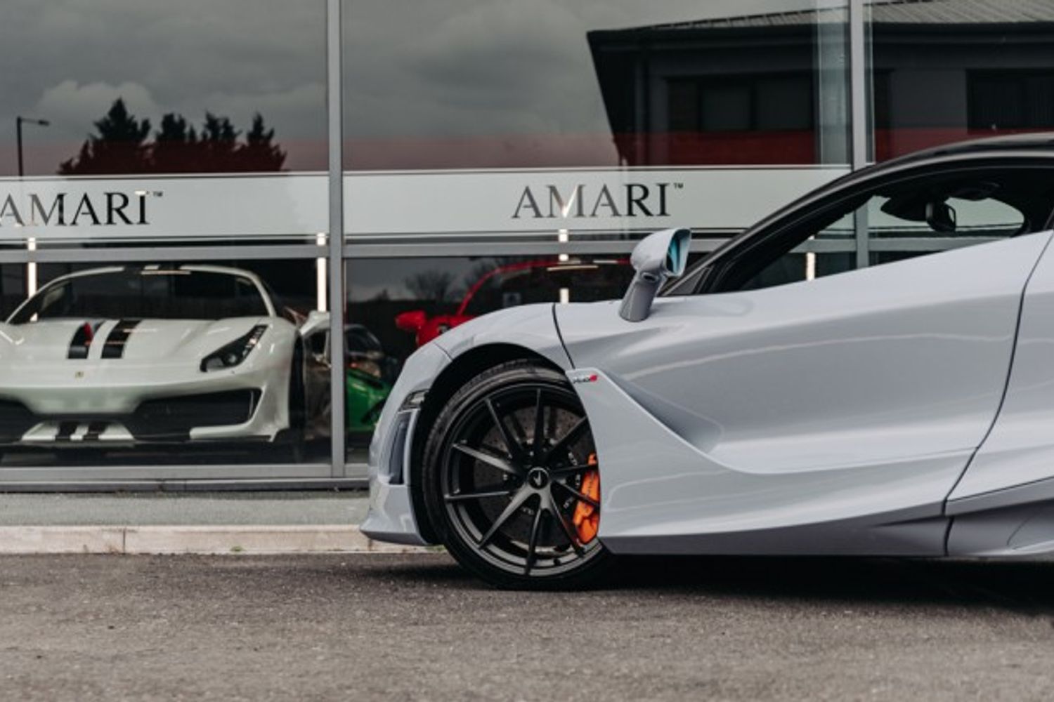 MCLAREN 720S V8 SSG COUPE 4.0 V8 SSG 2DR SEMI AUTOMATIC