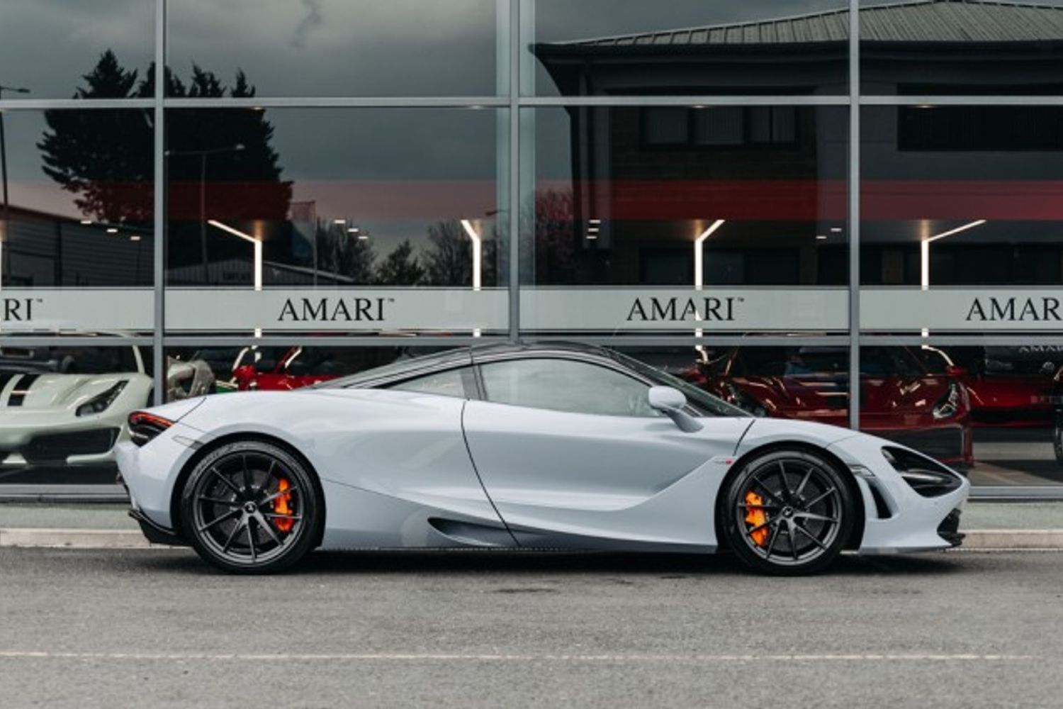 MCLAREN 720S V8 SSG COUPE 4.0 V8 SSG 2DR SEMI AUTOMATIC