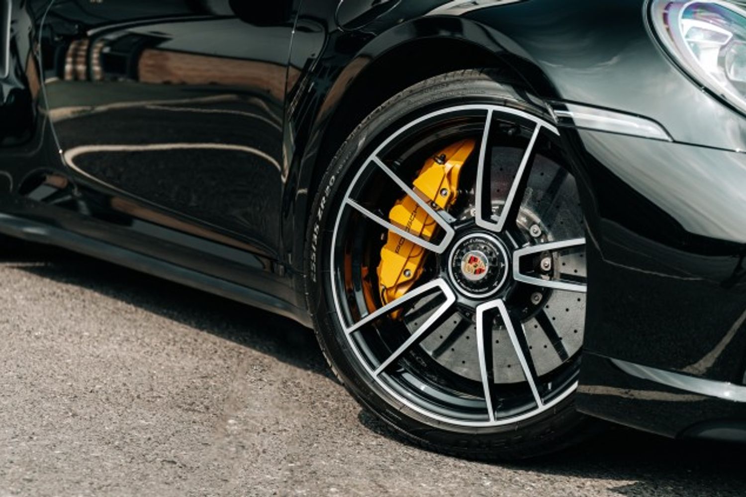 PORSCHE 911 COUPE 3.7 TURBO S PDK 2DR SEMI AUTOMATIC