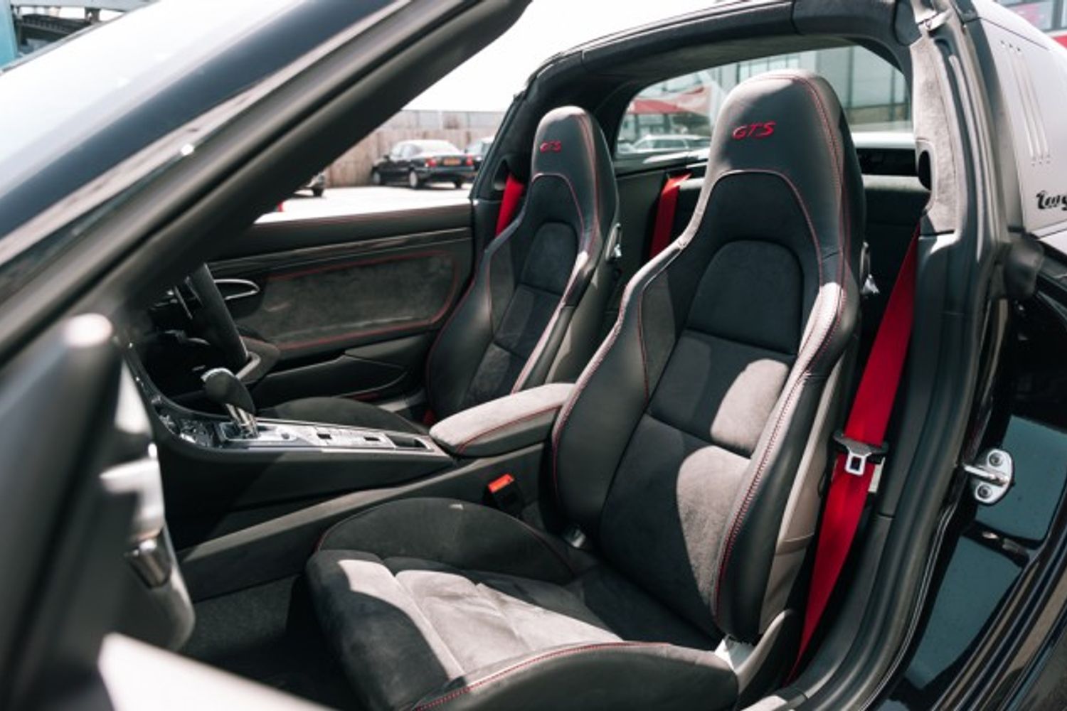PORSCHE 911 CONVERTIBLE 3.0 TARGA 4 GTS PDK 2DR SEMI AUTOMATIC