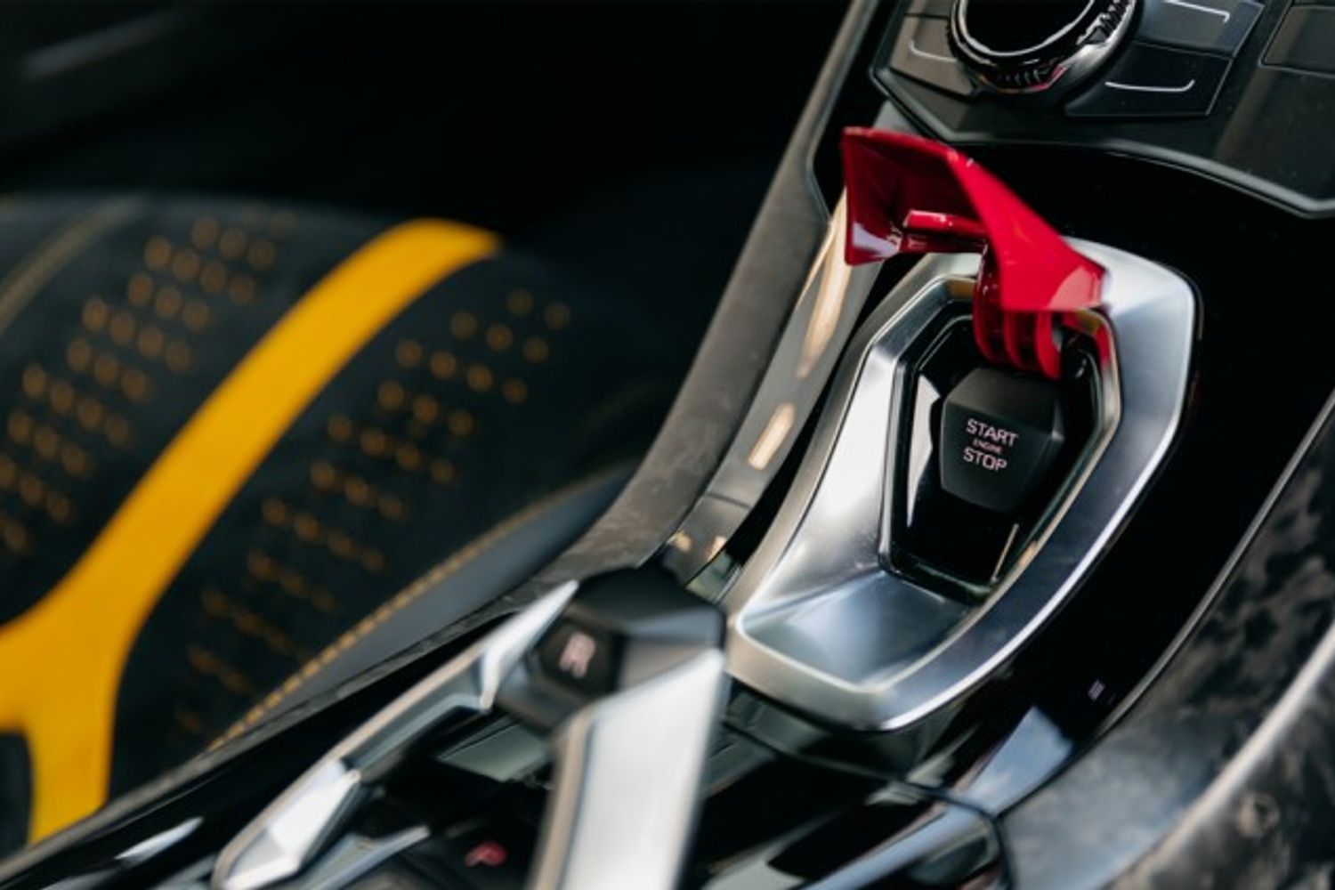 LAMBORGHINI HURACAN LP 640-4 PERFORMANTE COUPE 5.2 LP 640-4 PERFORMANTE 2DR SEMI AUTOMATIC