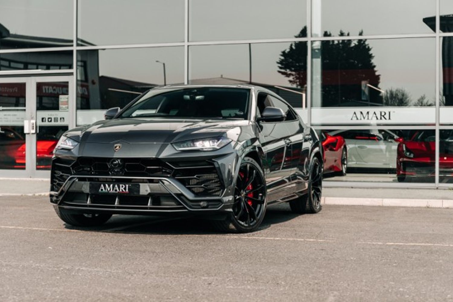 LAMBORGHINI URUS ESTATE 4.0 V8 5DR AUTOMATIC