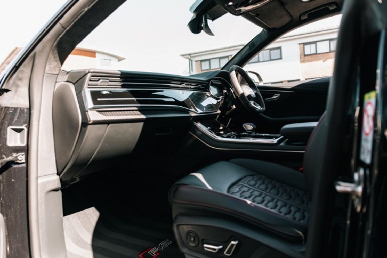 AUDI RS Q8 ESTATE 4.0 RS VORSPRUNG TFSI QUATTRO 5DR AUTOMATIC