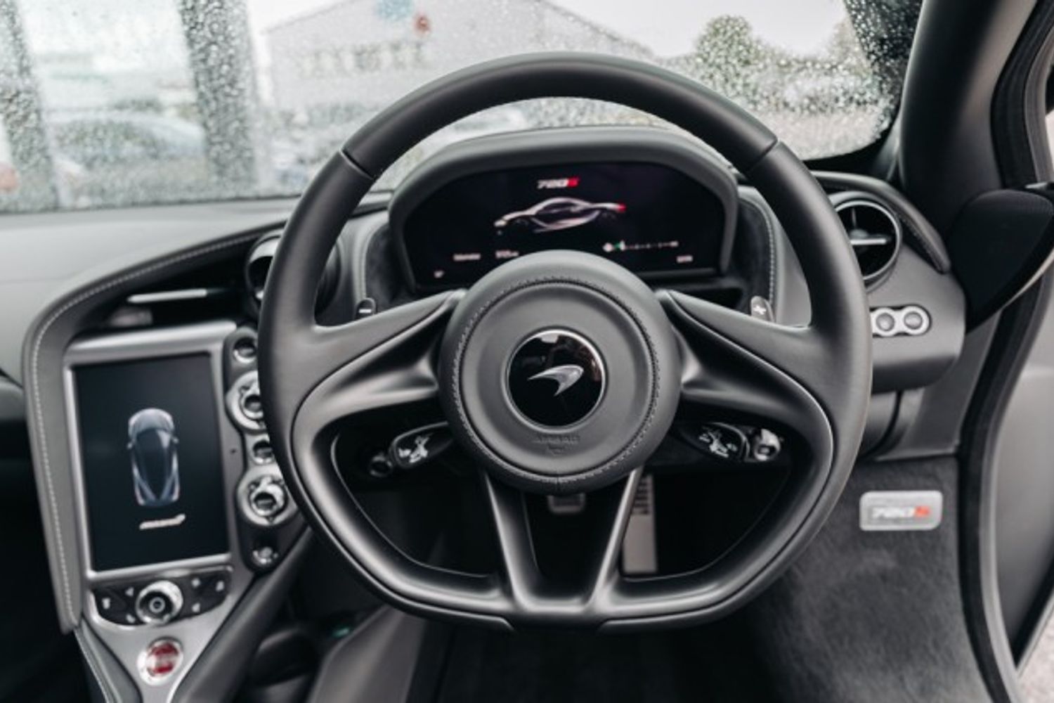 MCLAREN 720S V8 SSG COUPE 4.0 V8 SSG 2DR SEMI AUTOMATIC