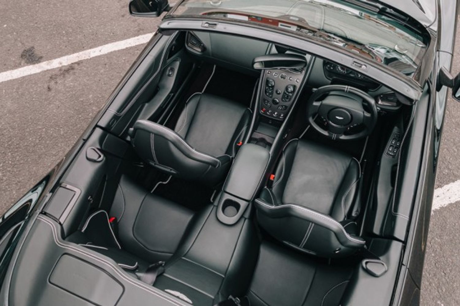 ASTON MARTIN VANQUISH CONVERTIBLE Carbon Black 5.9 V12 2DR AUTOMATIC