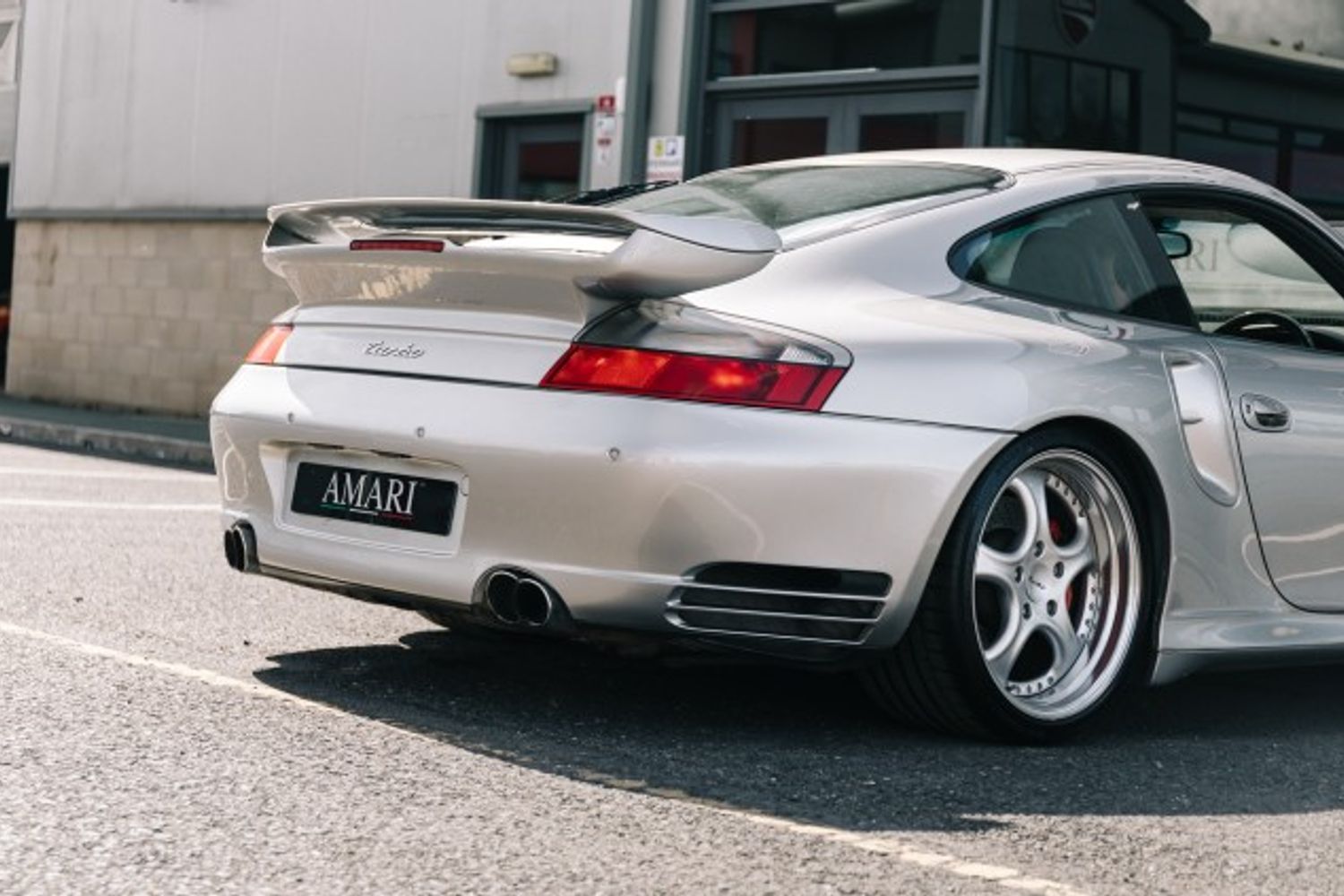 PORSCHE 911 COUPE 3.6 TURBO 2DR