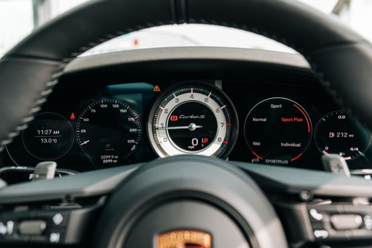 PORSCHE 911 COUPE 3.7 TURBO S PDK 2DR SEMI AUTOMATIC