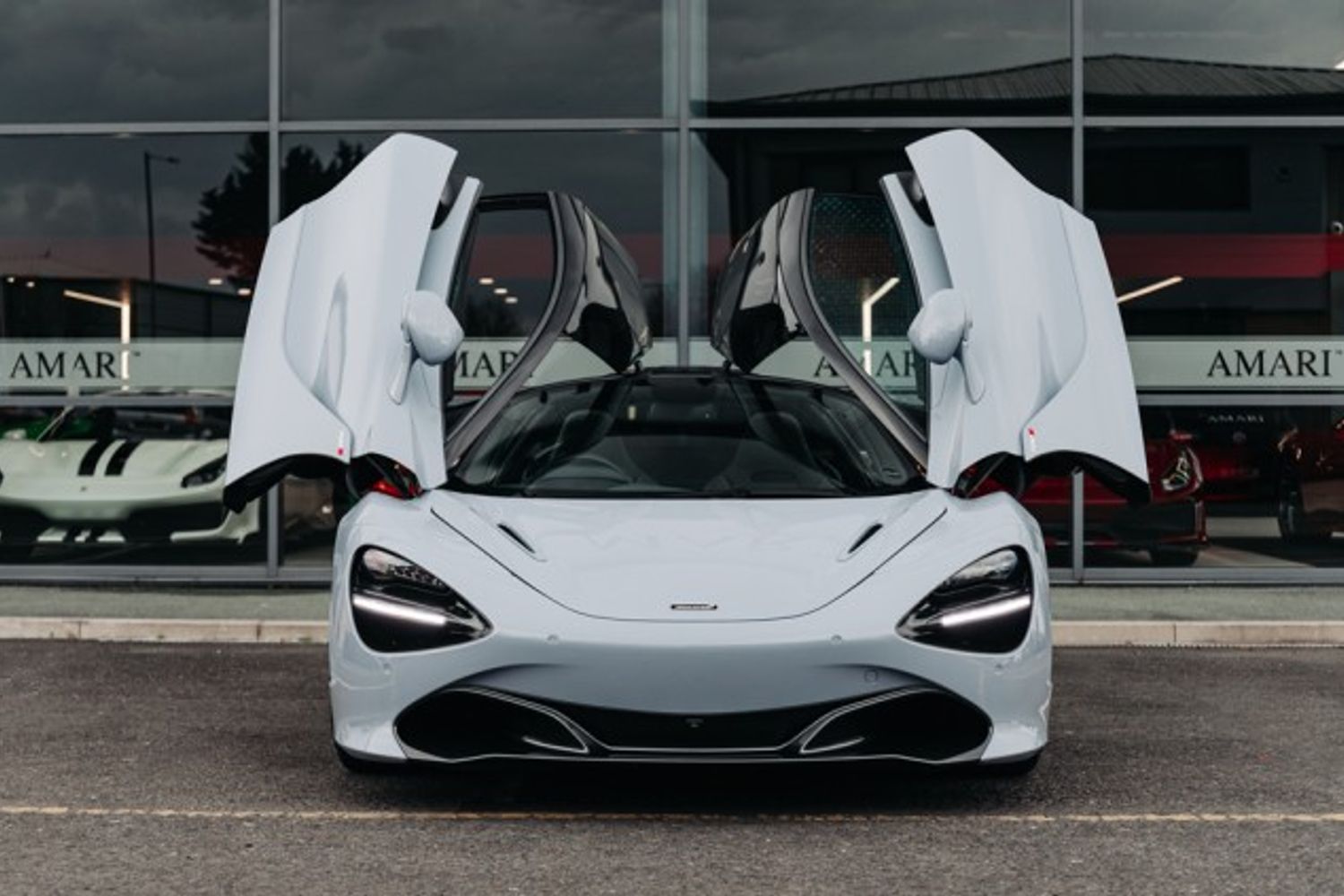 MCLAREN 720S V8 SSG COUPE 4.0 V8 SSG 2DR SEMI AUTOMATIC