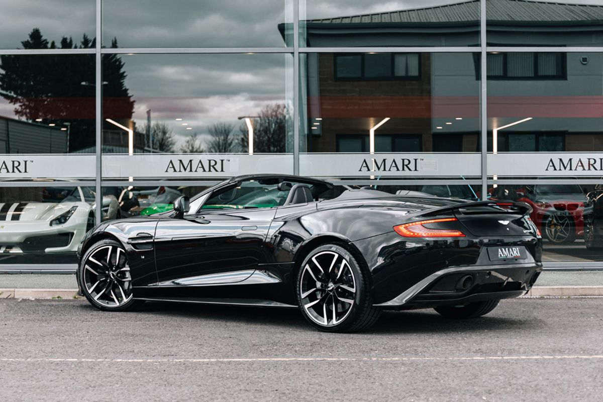 ASTON MARTIN VANQUISH CONVERTIBLE Carbon Black 5.9 V12 2DR AUTOMATIC
