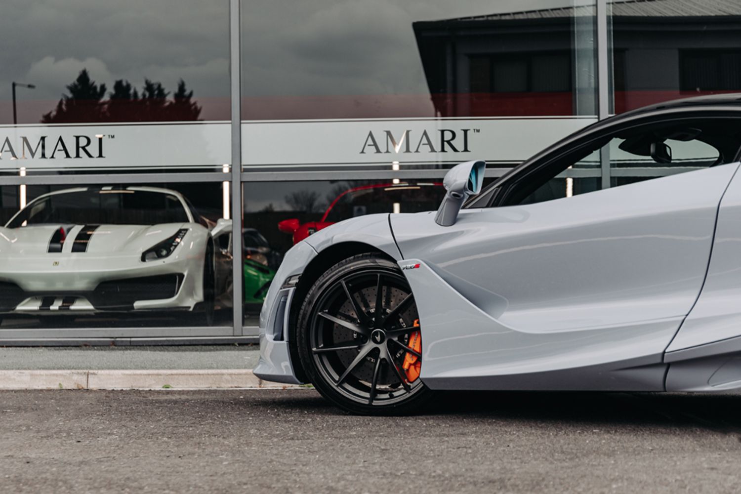 MCLAREN 720S V8 SSG COUPE 4.0 V8 SSG 2DR SEMI AUTOMATIC