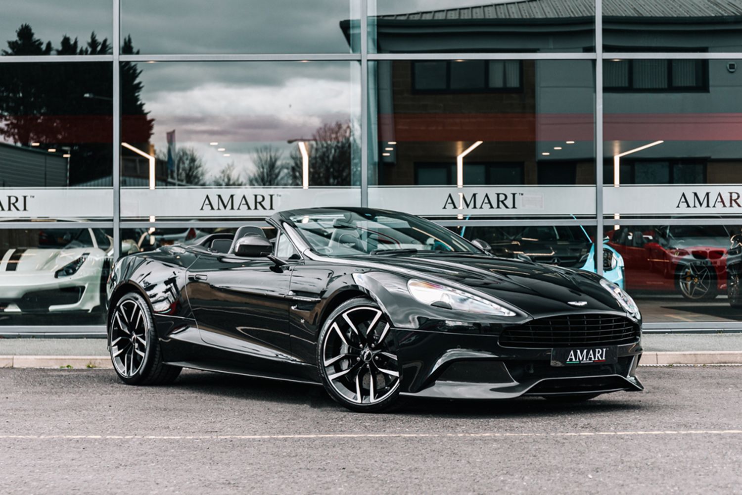 ASTON MARTIN VANQUISH CONVERTIBLE Carbon Black 5.9 V12 2DR AUTOMATIC