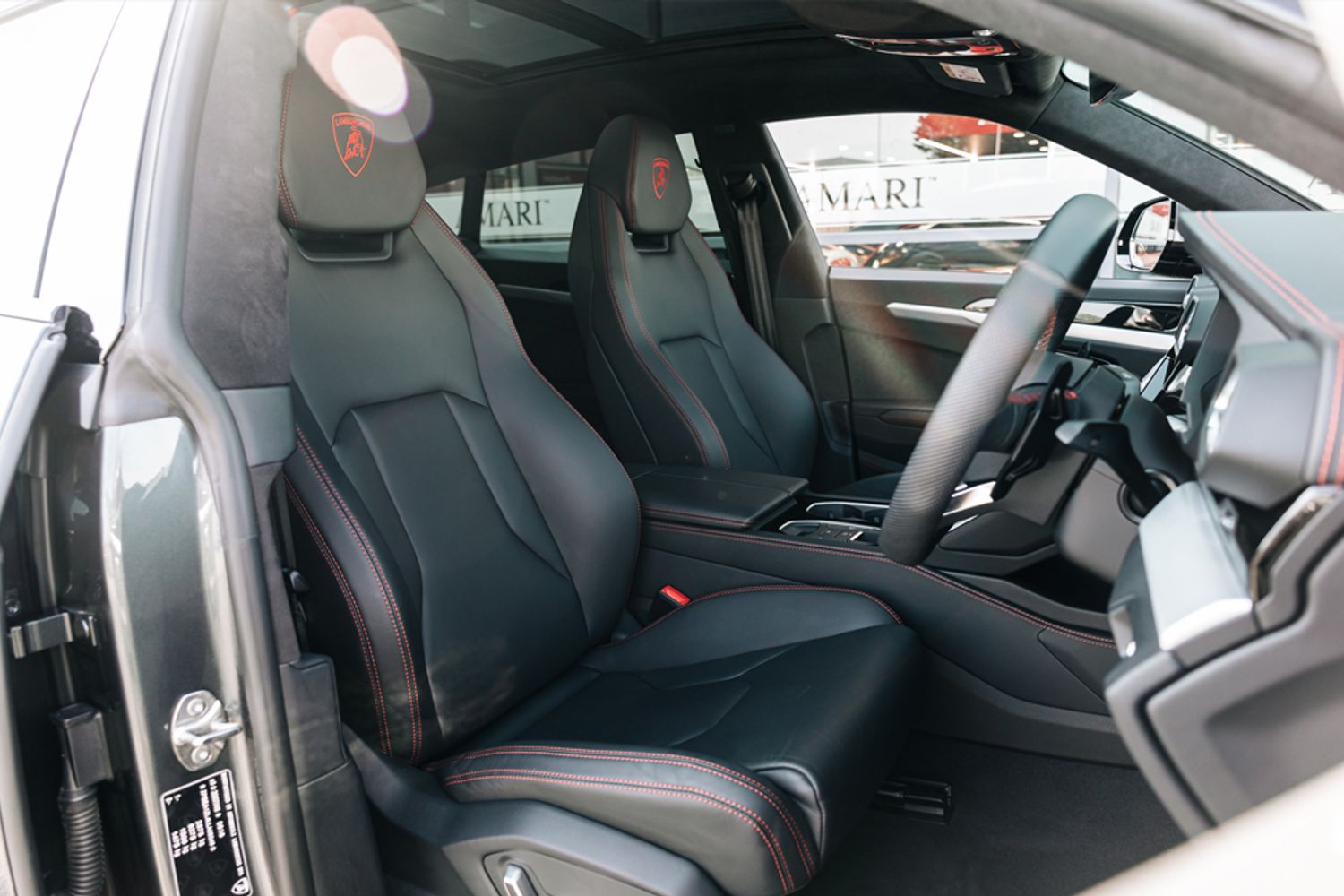LAMBORGHINI URUS ESTATE 4.0 V8 5DR AUTOMATIC