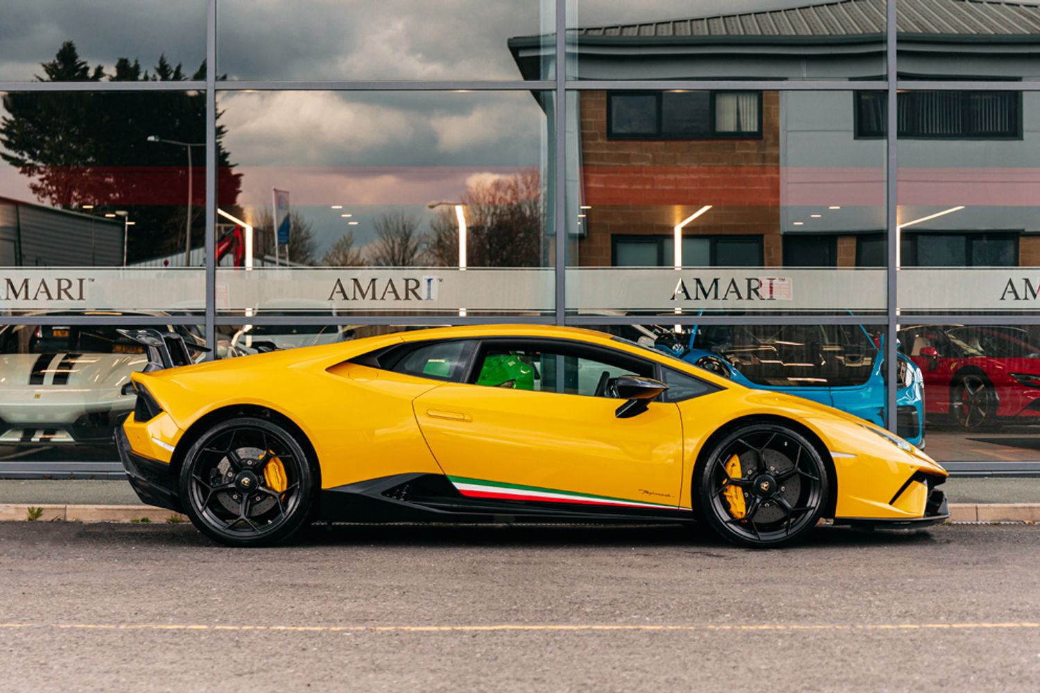 LAMBORGHINI HURACAN LP 640-4 PERFORMANTE COUPE 5.2 LP 640-4 PERFORMANTE 2DR SEMI AUTOMATIC