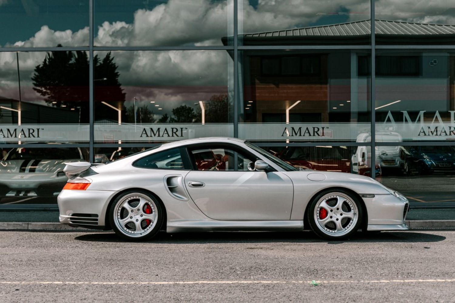 PORSCHE 911 COUPE 3.6 TURBO 2DR