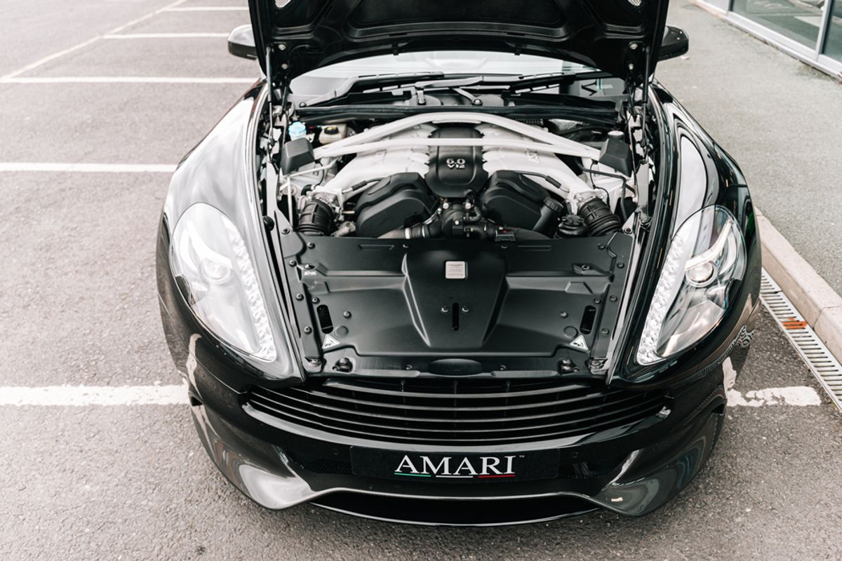 ASTON MARTIN VANQUISH CONVERTIBLE Carbon Black 5.9 V12 2DR AUTOMATIC