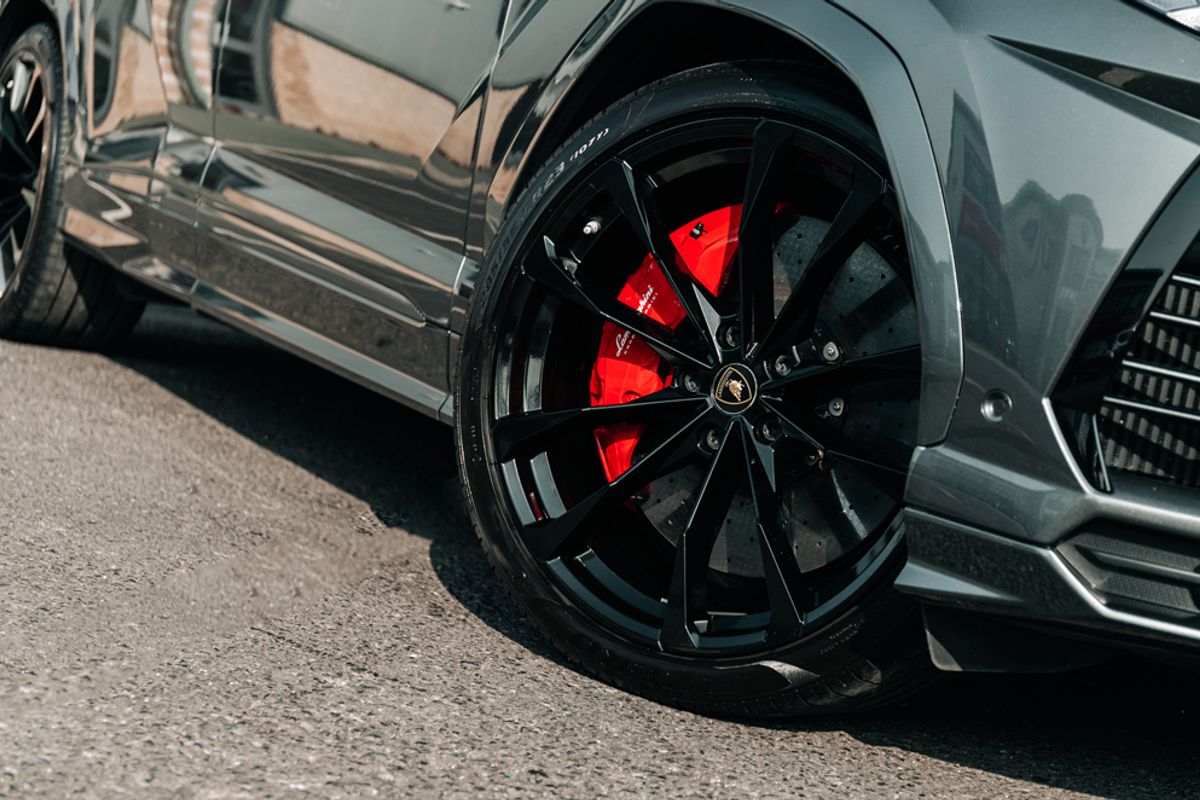 LAMBORGHINI URUS ESTATE 4.0 V8 5DR AUTOMATIC