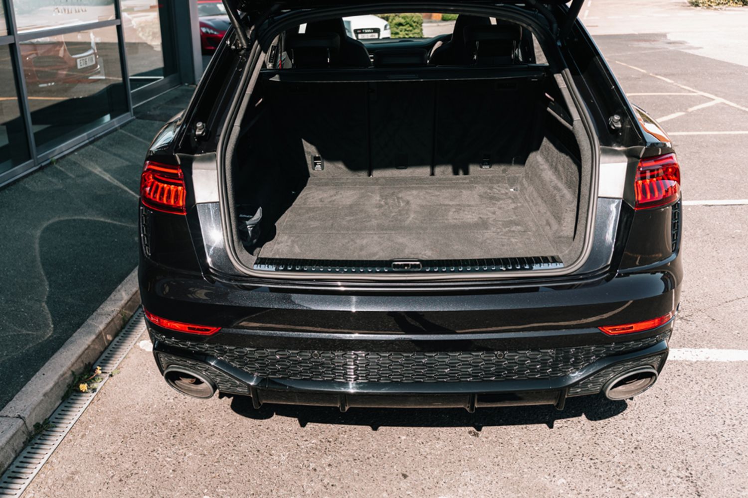 AUDI RS Q8 ESTATE 4.0 RS VORSPRUNG TFSI QUATTRO 5DR AUTOMATIC
