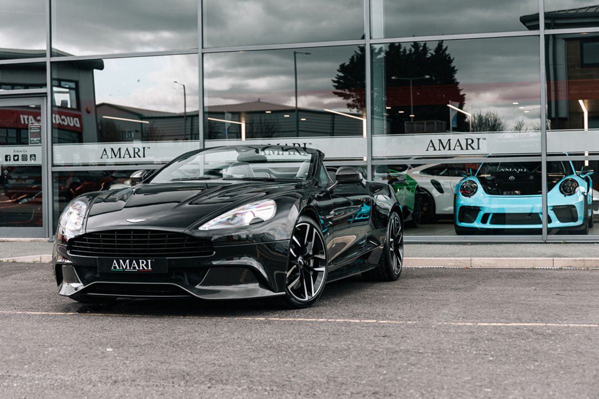 ASTON MARTIN VANQUISH CONVERTIBLE Carbon Black 5.9 V12 2DR AUTOMATIC
